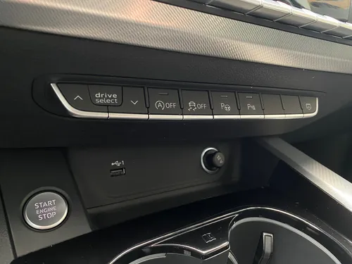 Audi A4 45 TFSI Quattro Progressive