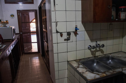 Venta Casa 8 Ambientes En Posadas
