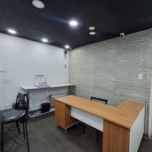 Se Alquila Local Comercial En C.c. Cristal, Naguanagua | Ap
