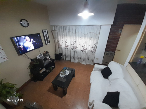Venta 2 Viviendas De 3 Amb C/u S/172 M² De Lote