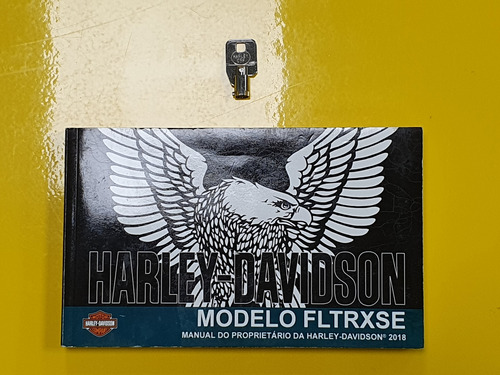 Harley-davidson Cvo Road Glide C/ Escape Vance&hines!!
