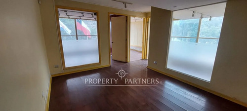 Gran Local En Av. Andrés Bello | Ubicación Privile...