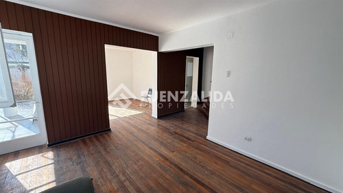 Casa En Arriendo De 5 Dorm. En Ñuñoa
