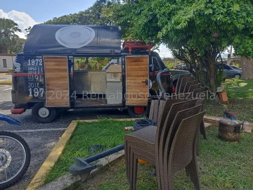 Se Vende Fondo Comercio