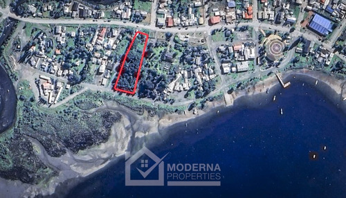 Sitio De 3.660 M2 Para Construir Frente A La Costanera