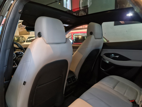 Jaguar E-Pace 2.0 16V P250 FLEX R-DYNAMIC SE AWD AUTOMÁTICO