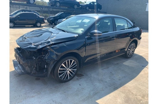 Volkswagen Jetta 2.0 Tsi Highline 4p