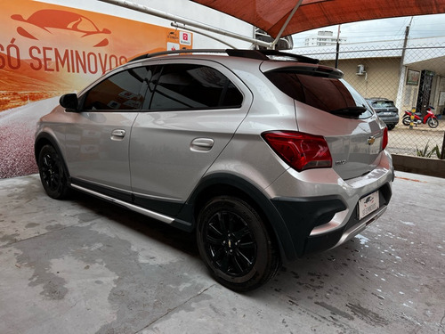 Chevrolet Onix 1.4 Activ SPE/4