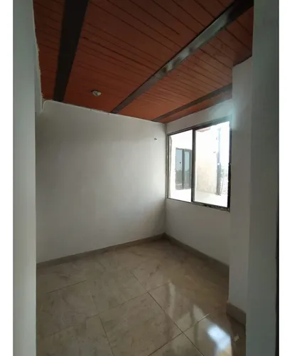 Venta De Casa Trifamiliar Y Local En La Merced, Norte De Cali 3208.