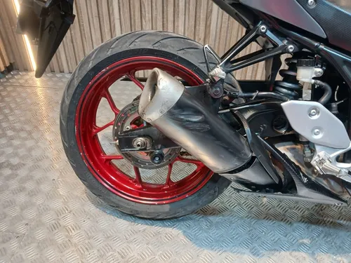 Yamaha R3 320 2017