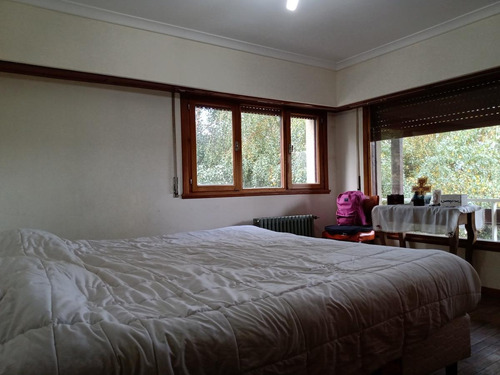 Imagen 18 de 30 de Casa En Venta En Barrio Belgrano. Esquina Sobre Videla.