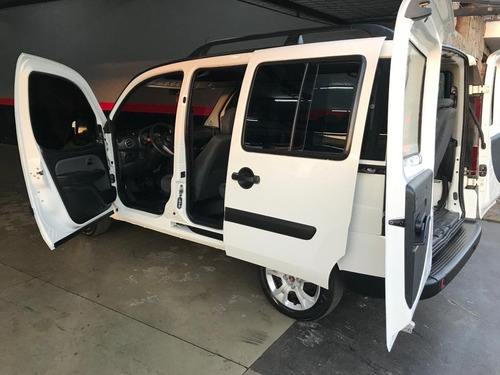 Fiat Doblo 1.8 MPI ESSENCE 16V FLEX 4P MANUAL