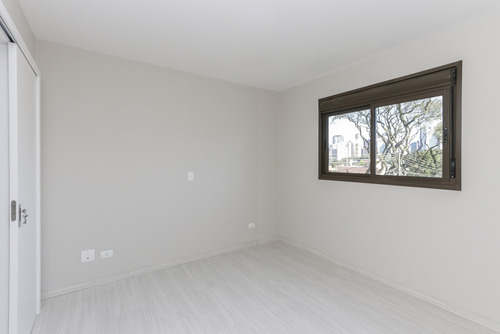 Imagem 14 de 30 de Apartamento De 3 Quartos Com Suíte, 92 M² De Área Privativa, 2 Vagas De Garagem, Em Localização Privilegiada No Bairro - Pr - Ap0013_v6