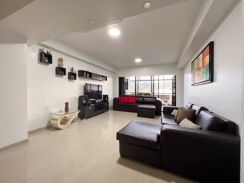 Imagen 2 de 12 de Se Vende Apartamento 145m2, 3h/3/3pe. Guatire.