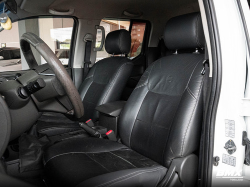 Nissan Frontier 2.5 SE ATTACK 4X2 CD TURBO ELETRONIC DIESEL 4P MANUAL