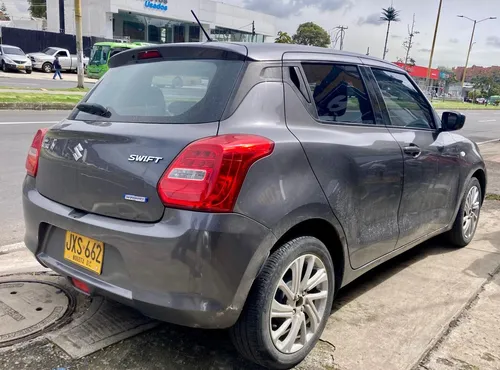Suzuki Swif Hibrido 1.2 Cc Mecanico Modelo 2022 / 53220 Kms