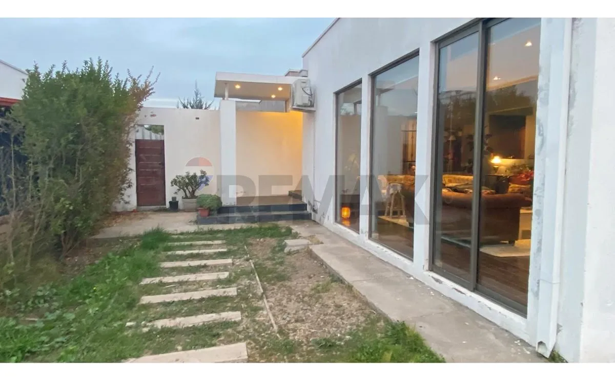 Imagen 4 de 30 de Casa Moderna Y Amplia 6d/3b En Paine