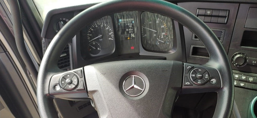 Mercedes-benz Arocs 4142k Cuatro Manos