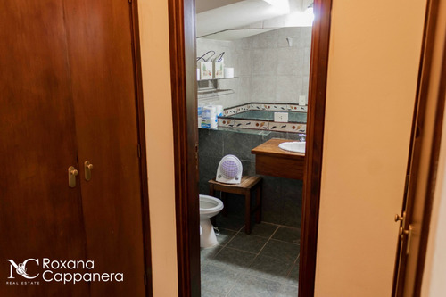 Casa De 4 Dormitorios Y Dependencias En Venta Cerca De La Playa En Cariló