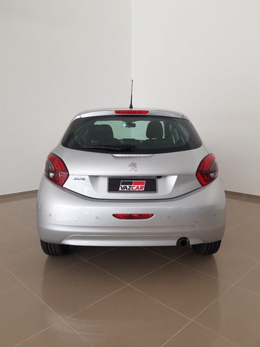 Peugeot 208 1.6 Feline
