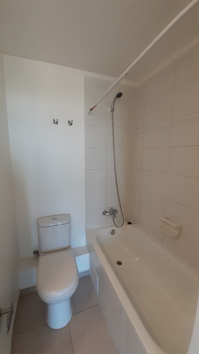 Imagen 9 de 16 de Departamento 1d Y 1b En Ecuador