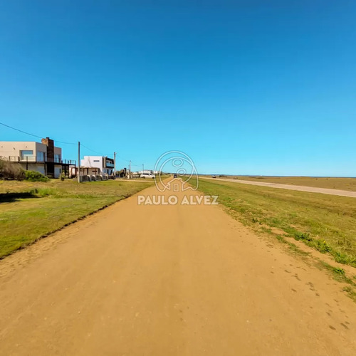Frente Al Mar