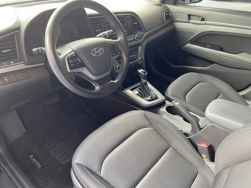 Hyundai Elantra 2.0 Flex Automático 2017