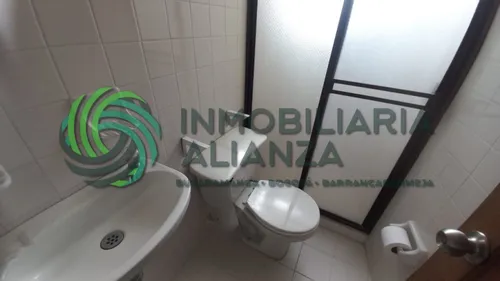 Apartamento En Arriendo En Cabecera Del Llano. Cod A16409