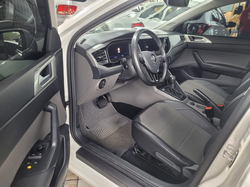 Volkswagen Virtus 1.0 Highline 200 Tsi Aut. 4p