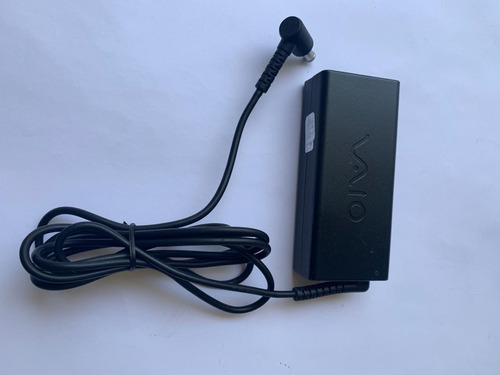 Cargador Sony Original De Uso Vaio 19.5v 3.3a Pin