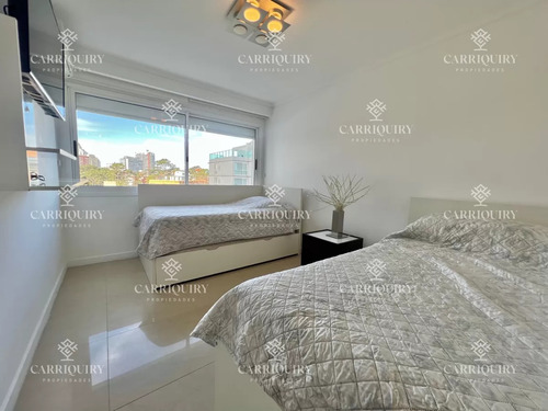 Alquiler Temporario Apartamento 2 Dormitorios Y Dependecia Casino Tower Playa Mansa