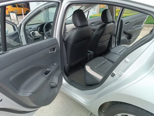 Versa Exclusive 2022. Motor 1.6 Automático. 12.000km Unico D