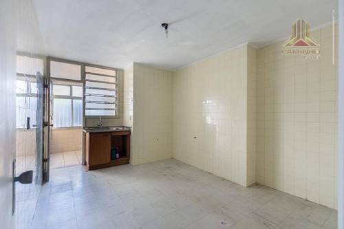 Imagem 8 de 30 de Vendo Apartamento De Três Dormitórios, Próximo A Avenida Assis Brasil - Ap3741