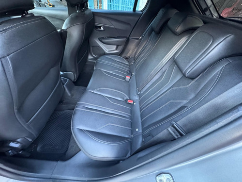 Peugeot 208 1.6l Feline Tiptronic am23.5