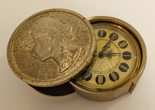 Antiguo Reloj Despertador Europa Funcionando Leer Dorado (Usado)