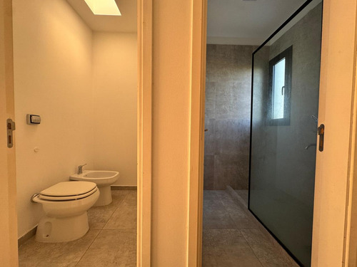 Venta De Duplex Prados De Manantiales 2 Dormitorios