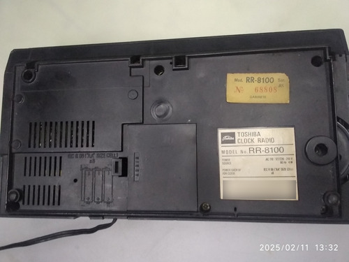 Antigo Radio Relógio Toshiba Rr8100 Usado (Usado)