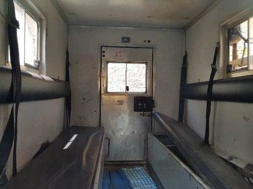 Acello 815 Ano 2018 Cabine Auxiliar Cabinado