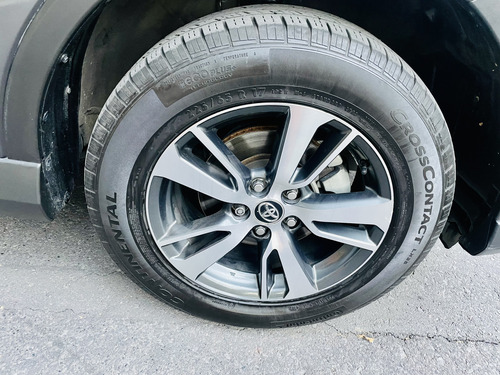 Toyota RAV4 2.5 Le At