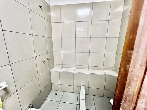 Venta De Casa Comercial Ñuñoa