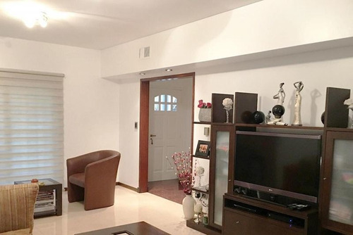 Venta En Solar Del Bosque