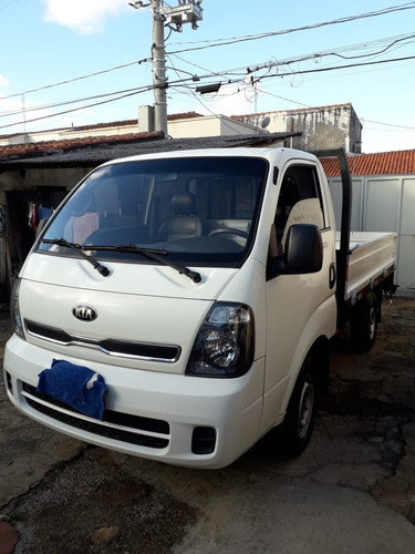 Imagem 4 de 5 de Kia Bongo 2015