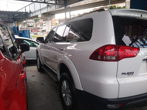 Imagem 4 de 5 de Pajero Dakar 3.5 Hpe 7 Lugares 4x4 V6 24v Flex 4p Automático