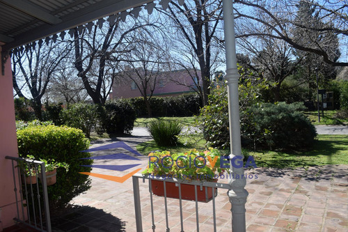Casa En Venta En Martindale C.c. Pilar