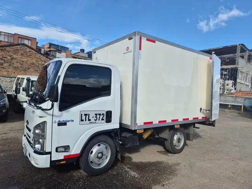 Chevrolet Nhr 2023
