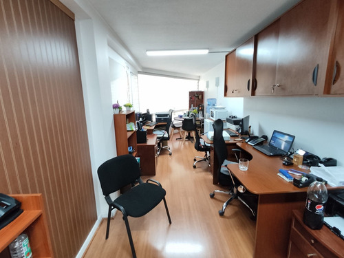 Imagen 2 de 20 de Oficina En Venta En Santiago
