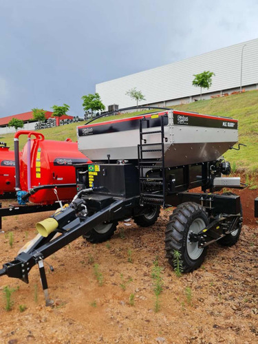 Fertilizadora Sao Jose Hightech 10000.