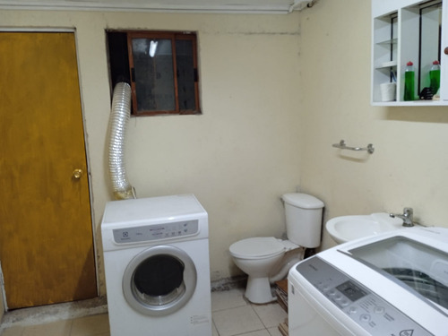 Hermosa Casa Amoblada, Ampliada Y Completamente Regularizada