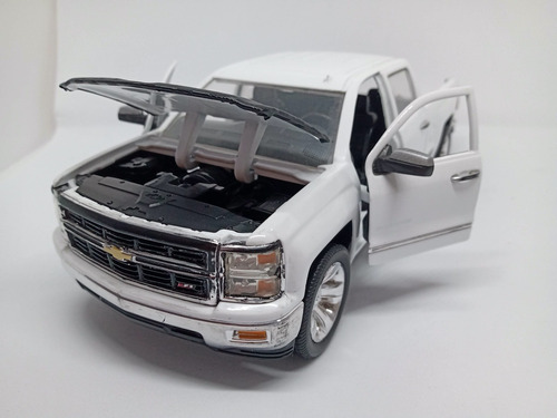 Imagen 5 de 8 de Chevrolet Silverado 2014 Jada Carro De Coleccion 1:24