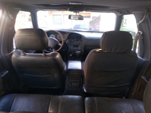 Nissan Pathfinder 1998 3.3 Se 5p